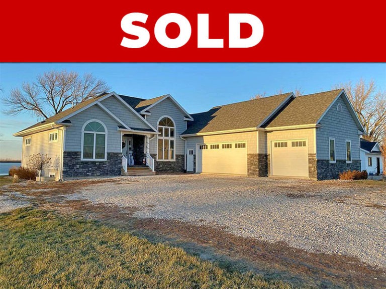 Johnson Realty Emmetsburg Area Lake Properties