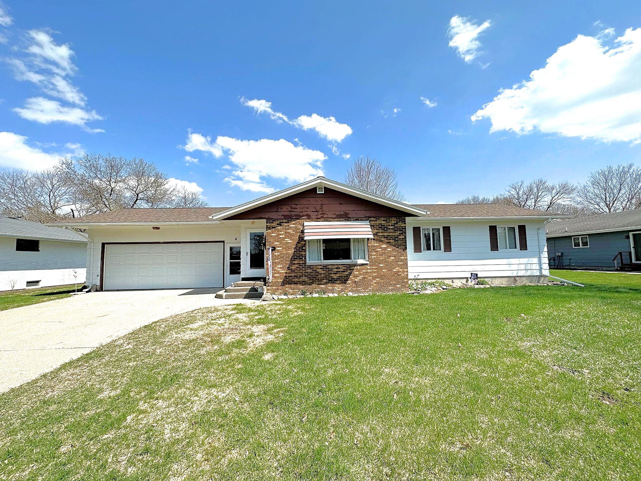 4 N State Street, Emmetsburg, Iowa Johnson Realty